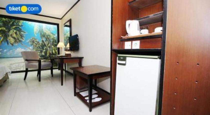โรงแรมมากัสซาร์ โกลเด้น มากาซาร์ ภายนอก รูปภาพ
